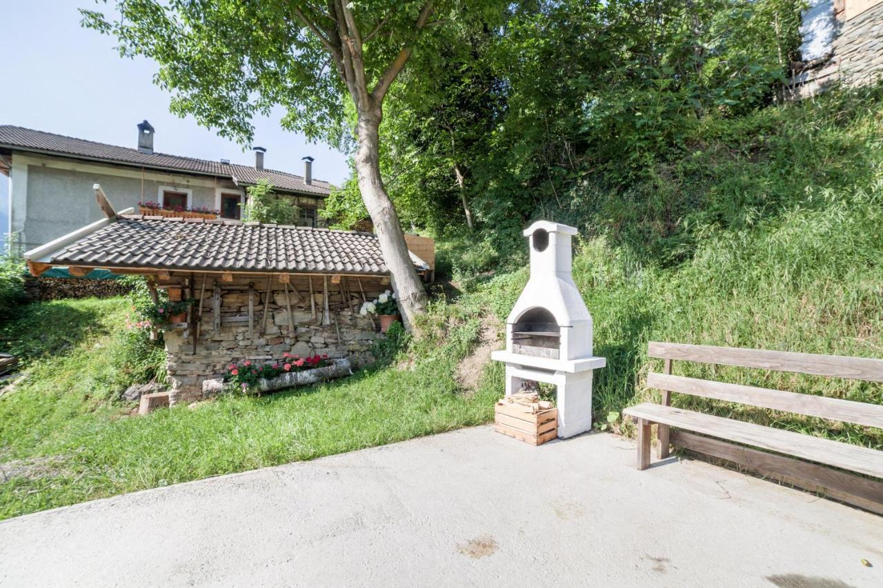 Innergasserhof Ferienwohnung Edelweiss San Martino In Passiria  Dış mekan fotoğraf